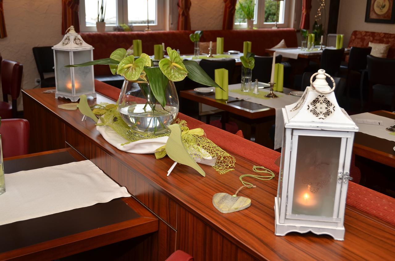 Gasthaus Zur Rebe Меринг Экстерьер фото